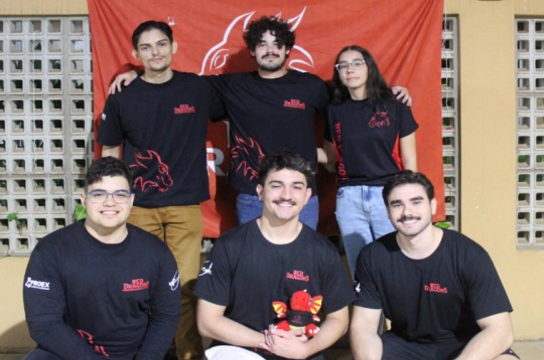 Red Dragons fica com 1º lugar em competição nacional de Futebol de Robôs